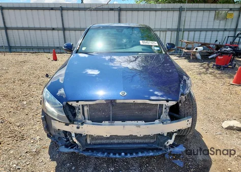 2018 Mercedes-Benz C 300 z USA, uszkodzony, nr VIN WDDWF4JB7JR340314